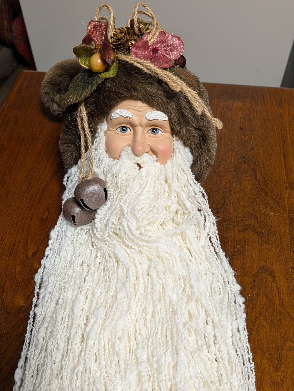 Rustic White-Beard Santa Wall Hanging - Christmas  Decor. Unbranded Plastic Face